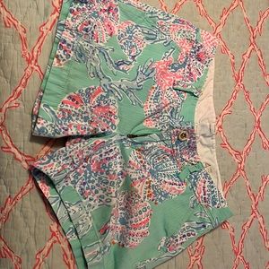 Lilly Pulitzer size 4 Callahan shorts